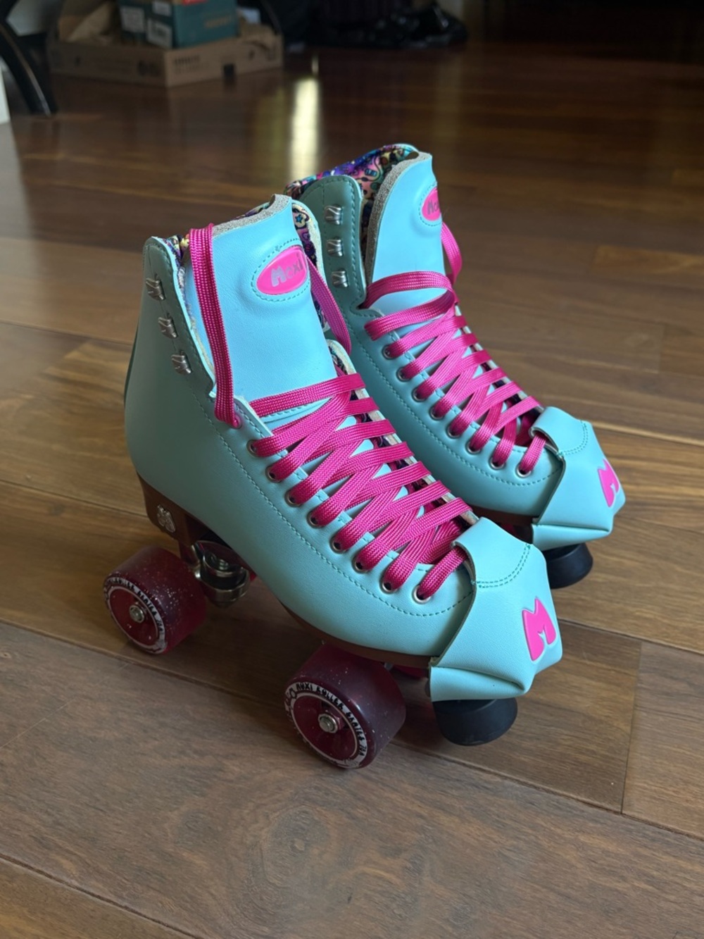Moxi roller skates